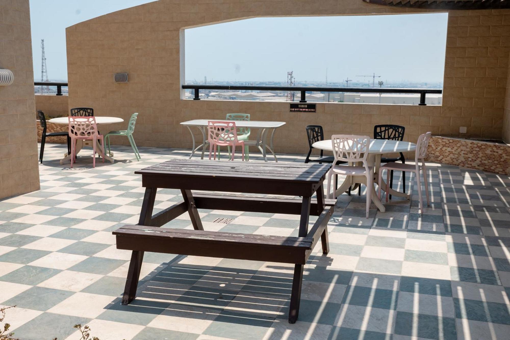 One Pavilion Luxury Serviced Apartments Manama Exterior photo