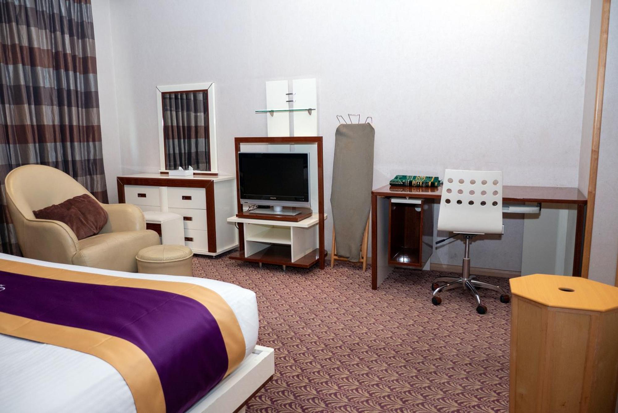 One Pavilion Luxury Serviced Apartments Manama Exterior photo